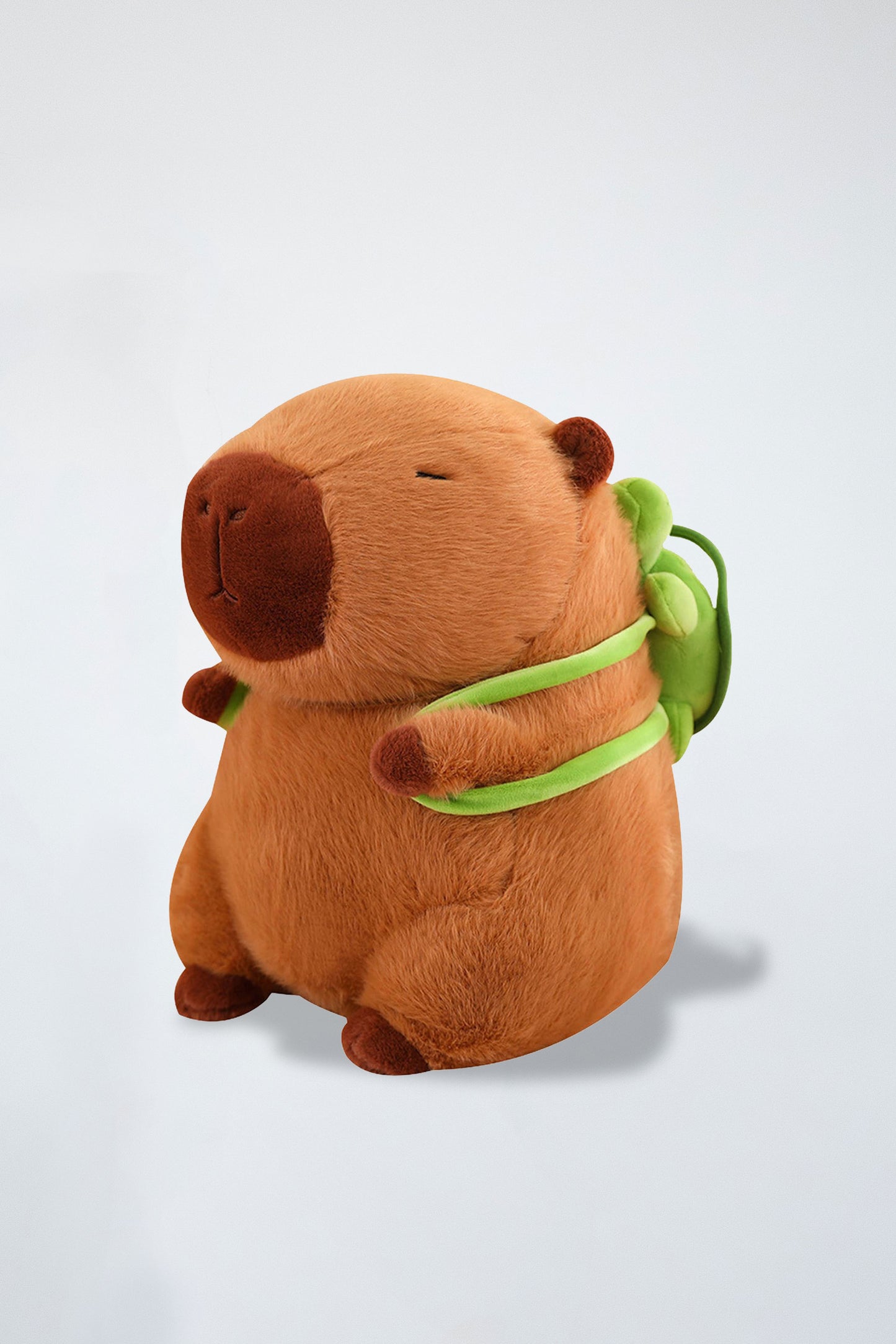 Peluche "Capibara con mochila"