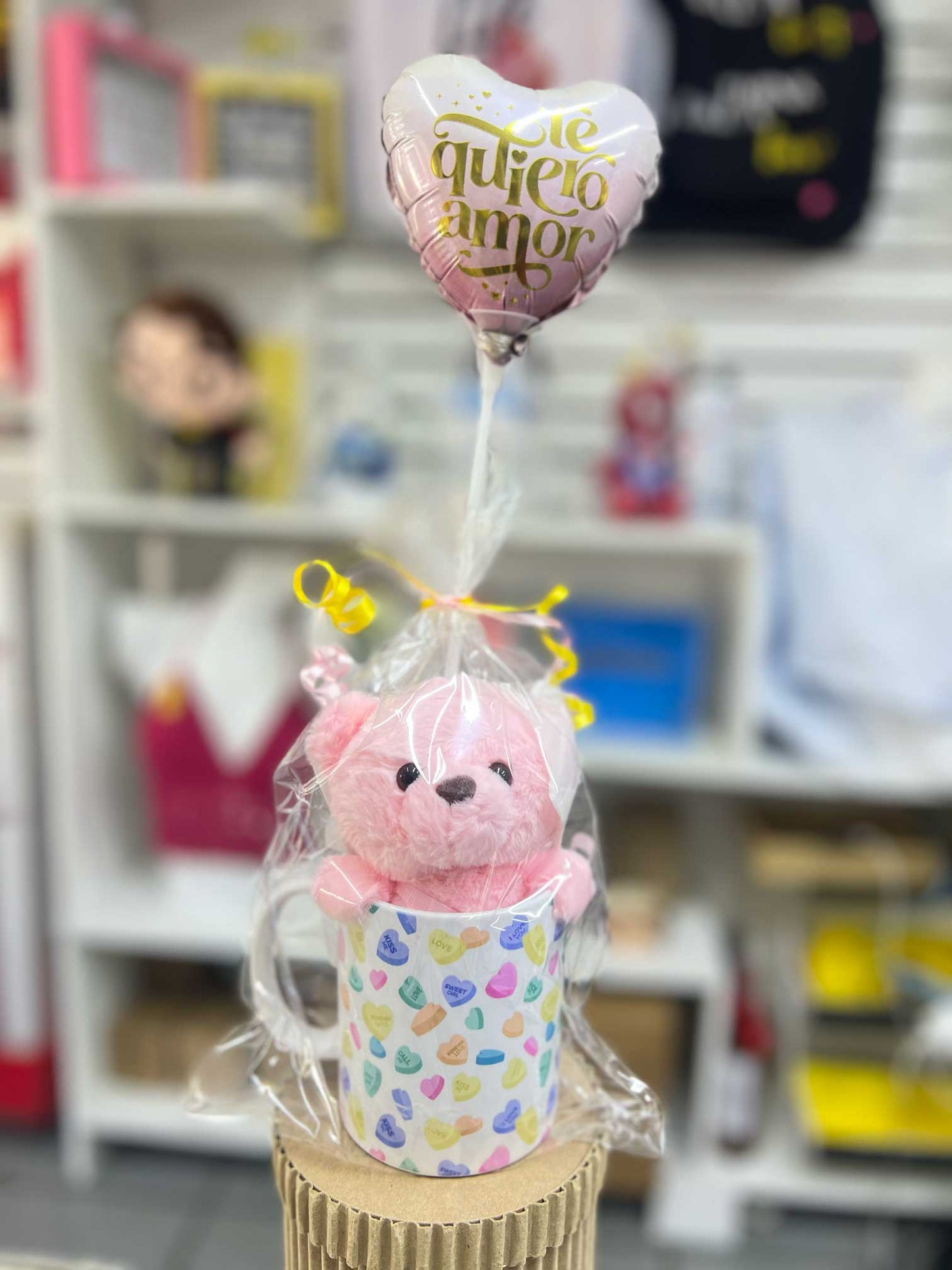 Sorpresa Taza "Mini oso rosa"