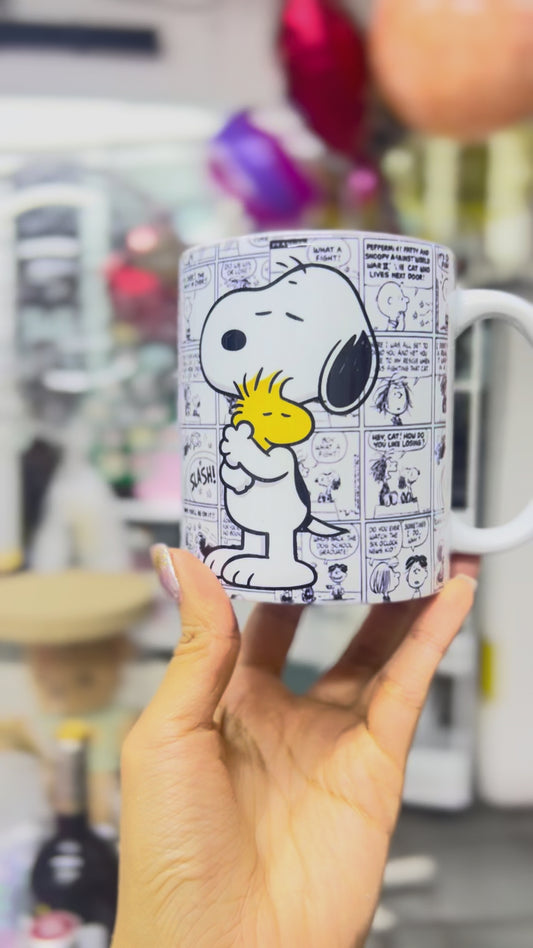 Taza Blanca "Snoopy y Charlie"